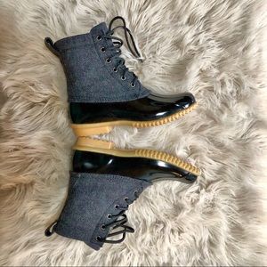 G.H Bass & Co. Duck Boots Size 9. EUC
